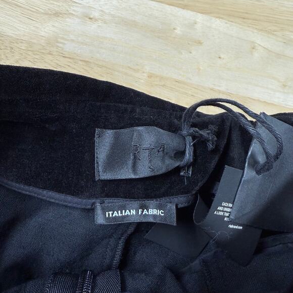 RTA NWT Margot Velvet High Rise Foldover Waist Pant Corpus Black Size S *Flaw* - Picture 5 of 13